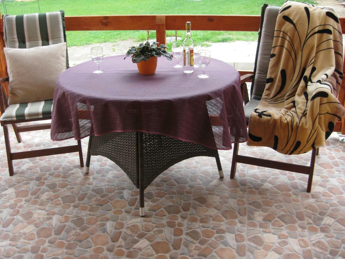 Apartmány včelka Hranice u Novych Hradu Kültér fotó